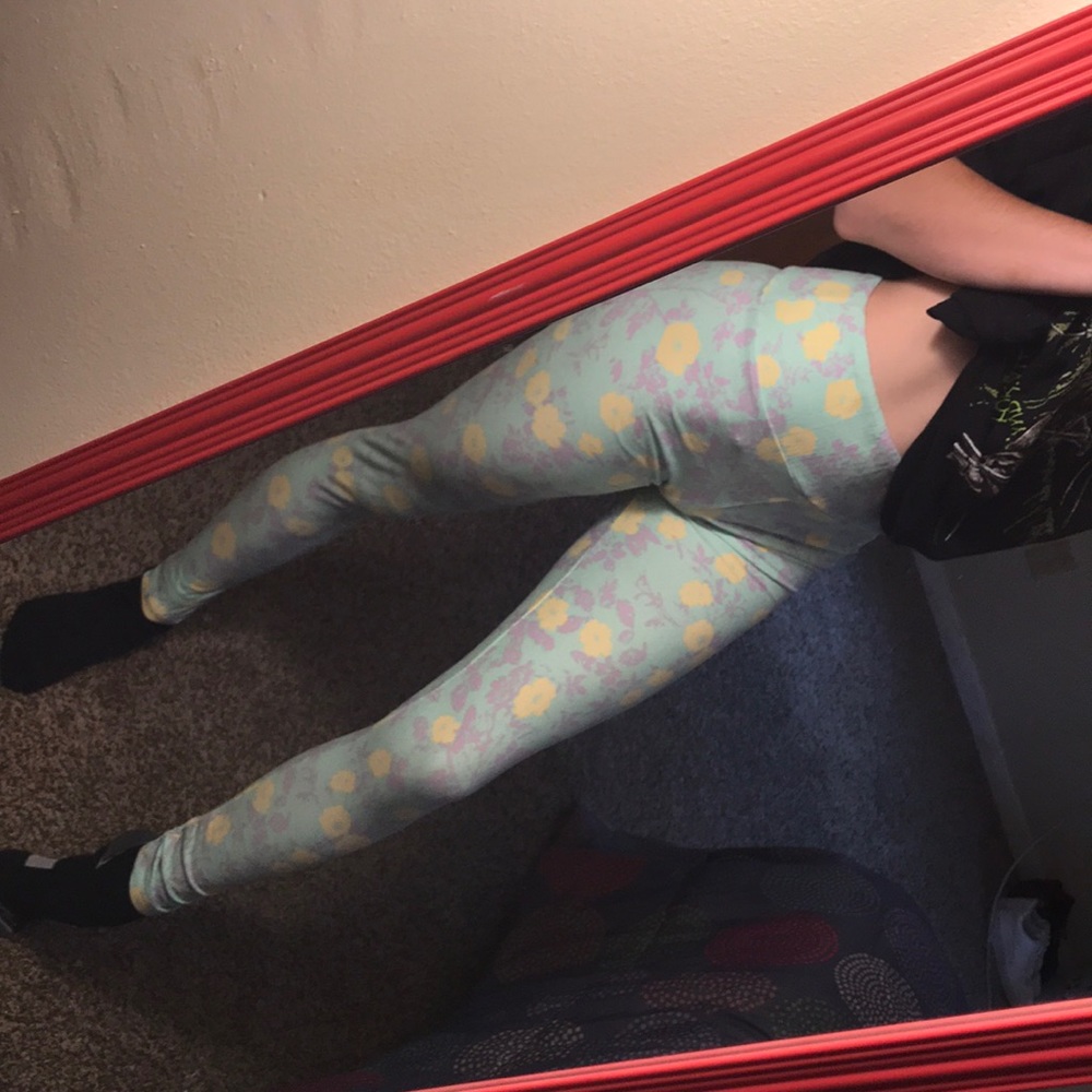 Lularoe leggings